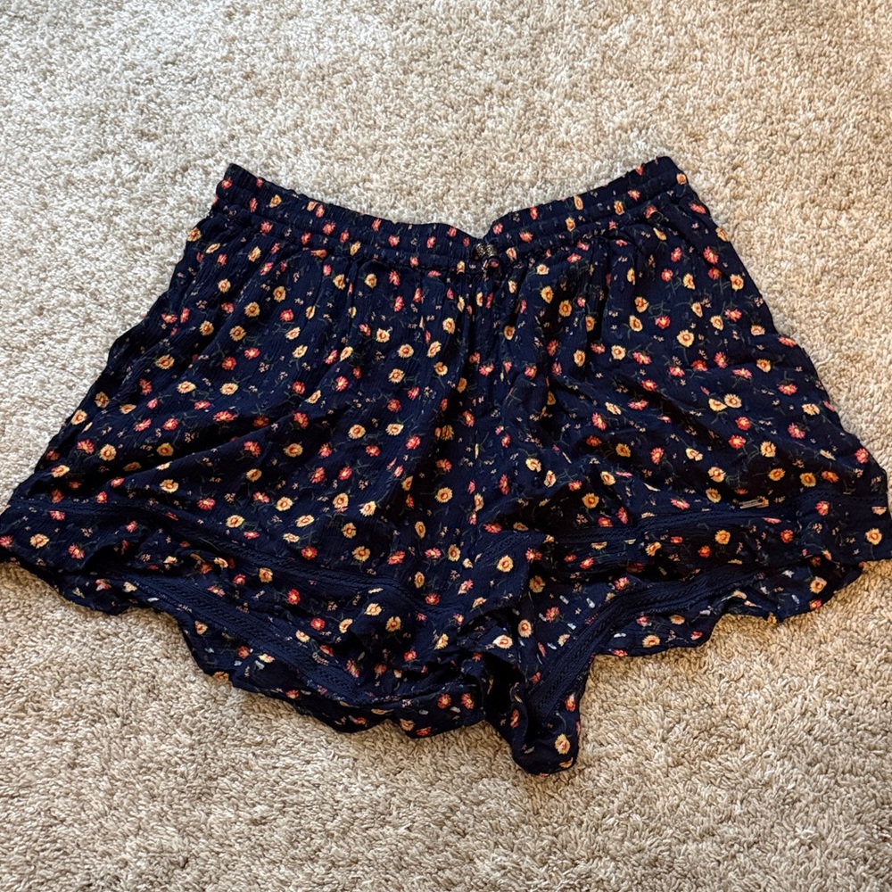 Floral Print Women's Shorts